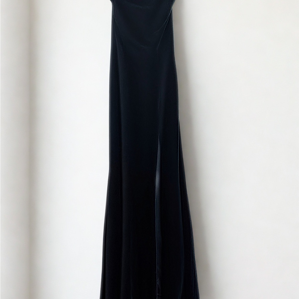 Betsy & Adam Strapless Velvet Gown Emerald Green Elegant Black Tie Wedding - Picture 3 of 7